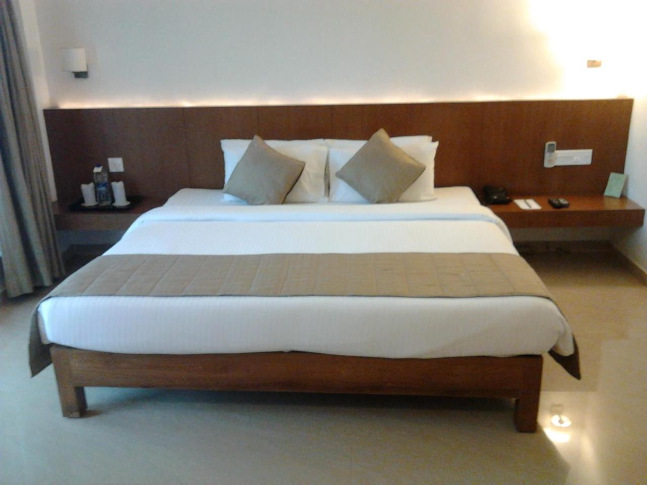 The Avenue Center 3* Kochi