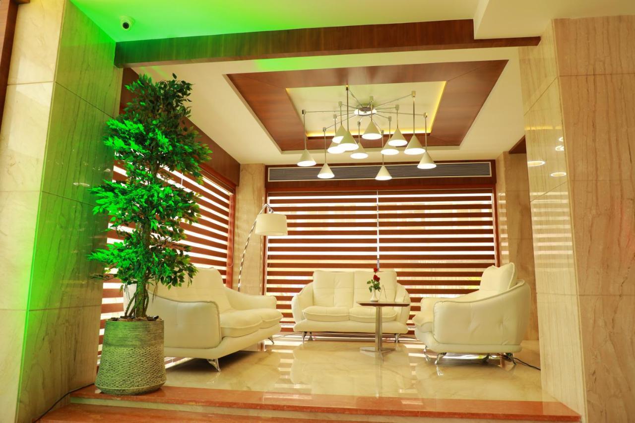 Hotel Coral Isle Kochi