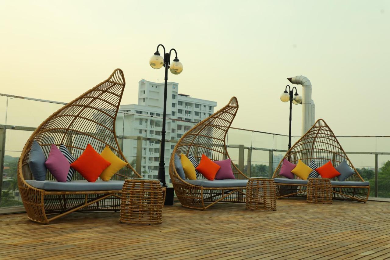 Coral Isle Hotel Kochi