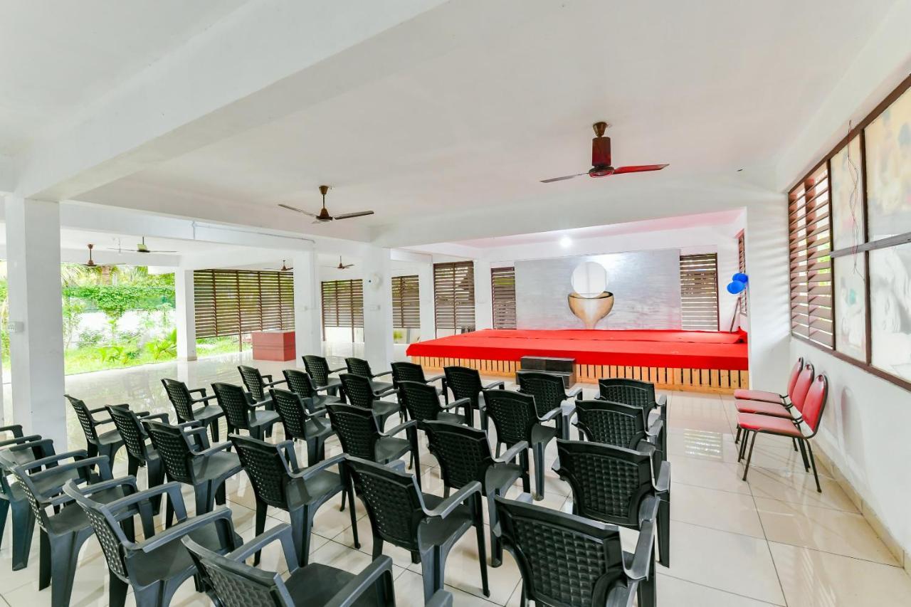 Hotel Oyo Flagship 22598 Oval Retreat