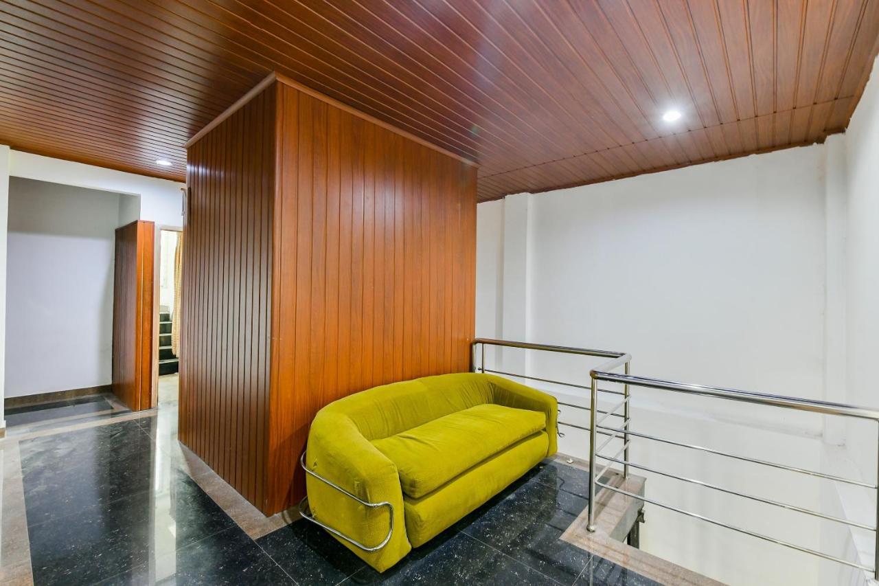 Oyo Flagship 22598 Oval Retreat Hotel