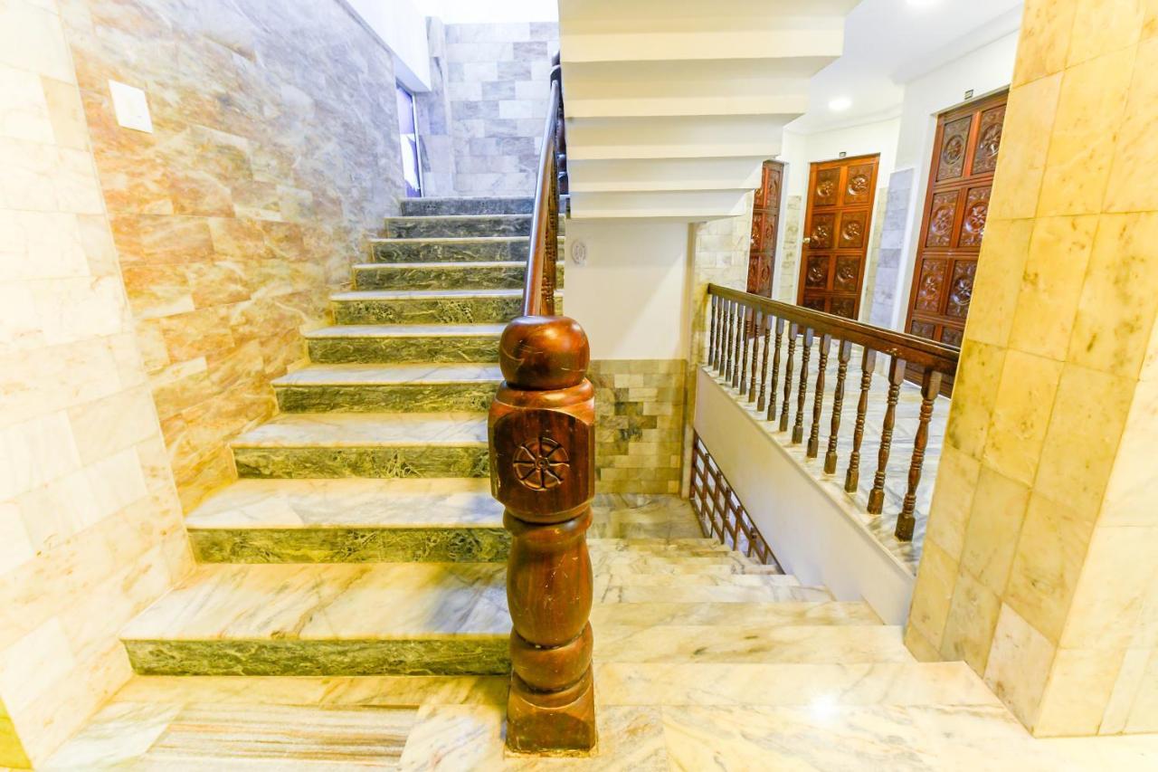 Hotel Oyo 11328 Chandrika Residency Kochi