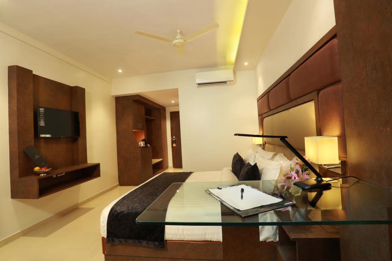 Aura One Hotel 4*