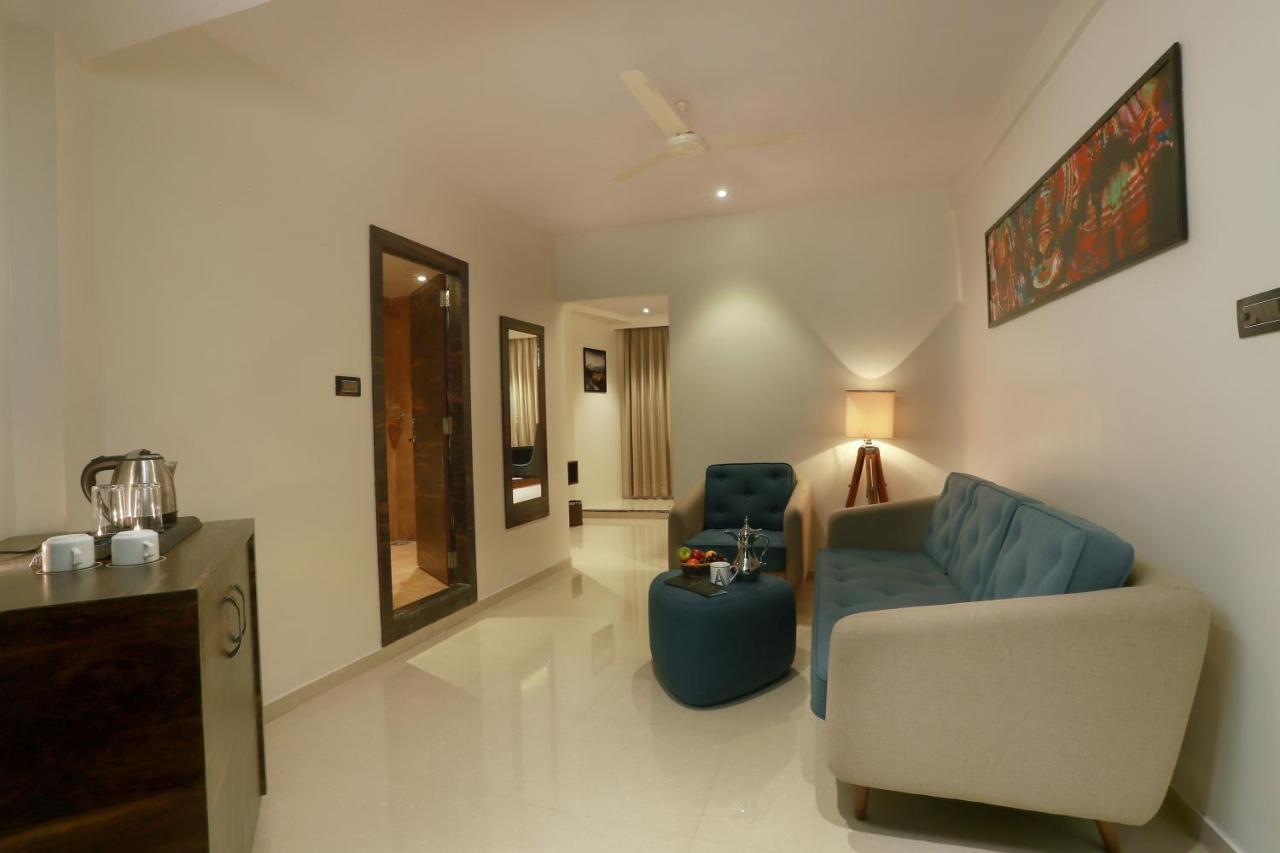 Aura One Hotel 4*