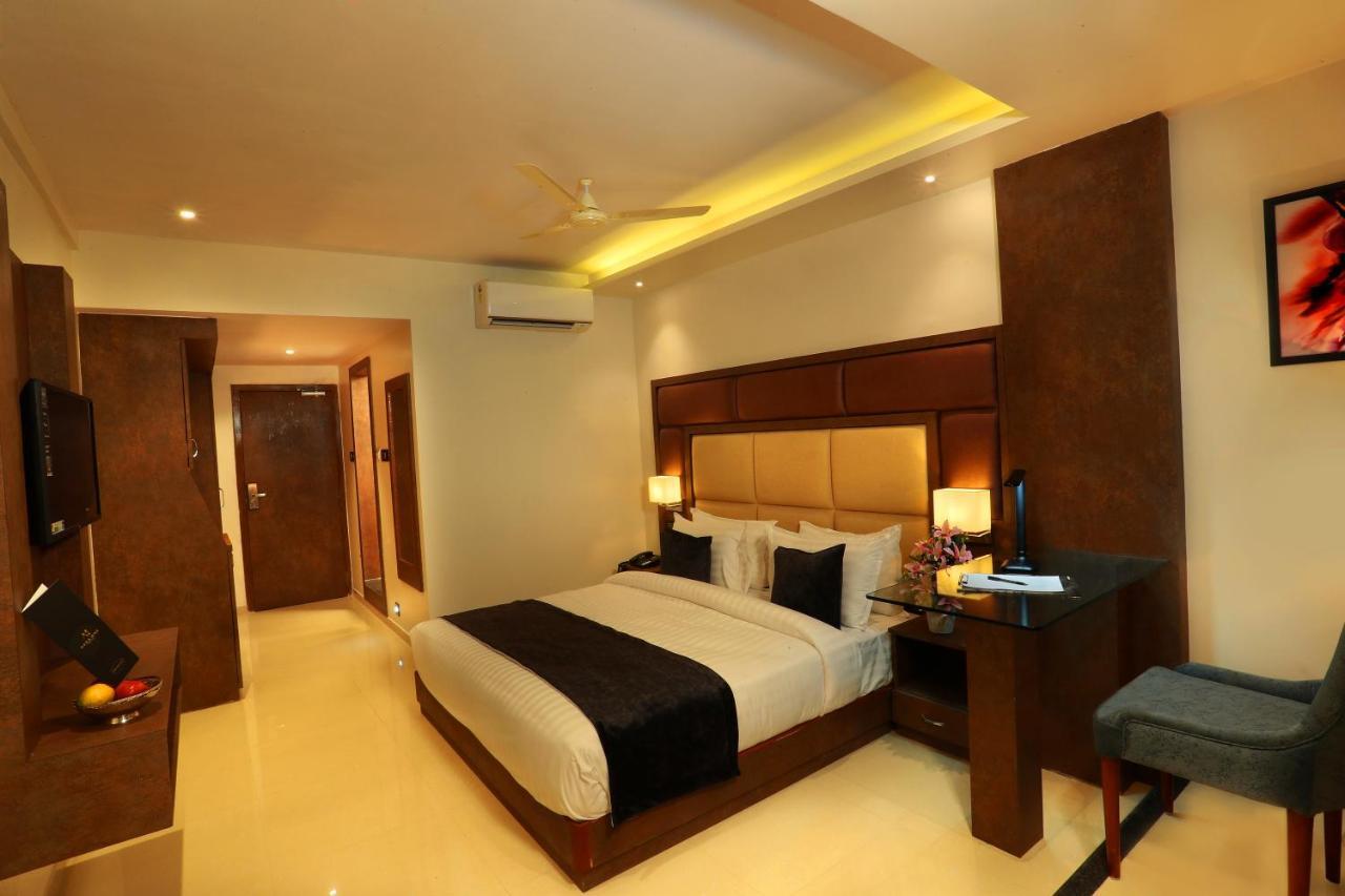 Aura One Kochi