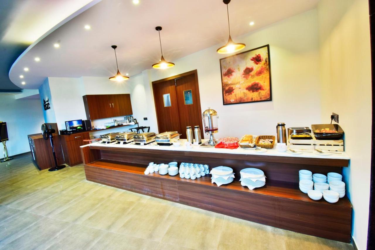 Hotel Aura One