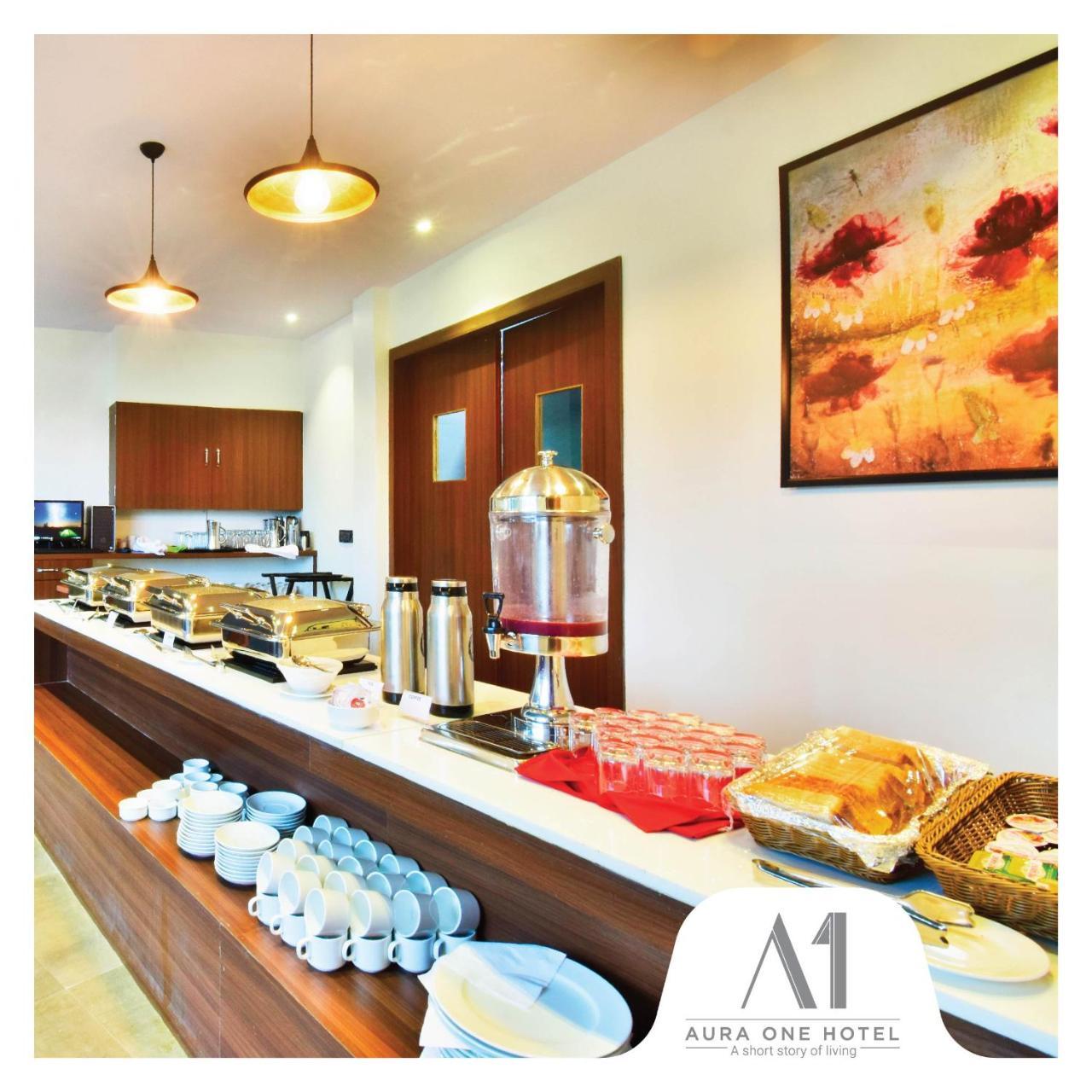 Aura One 4*