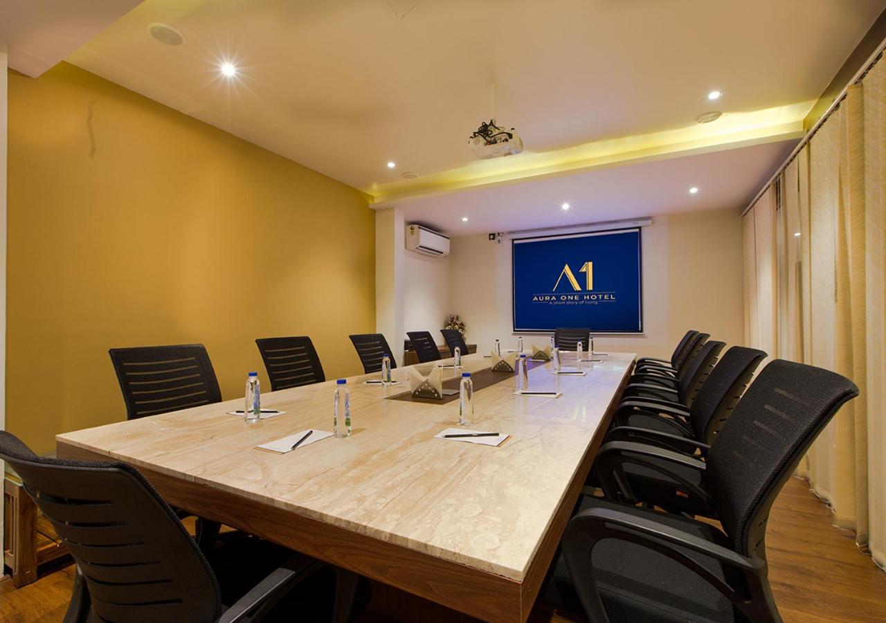 Aura One 4* Kochi