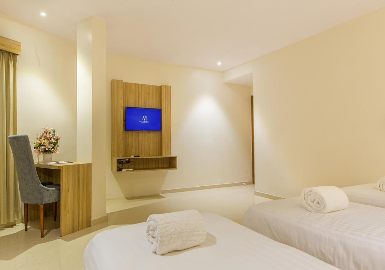 Hotel Aura One Kochi