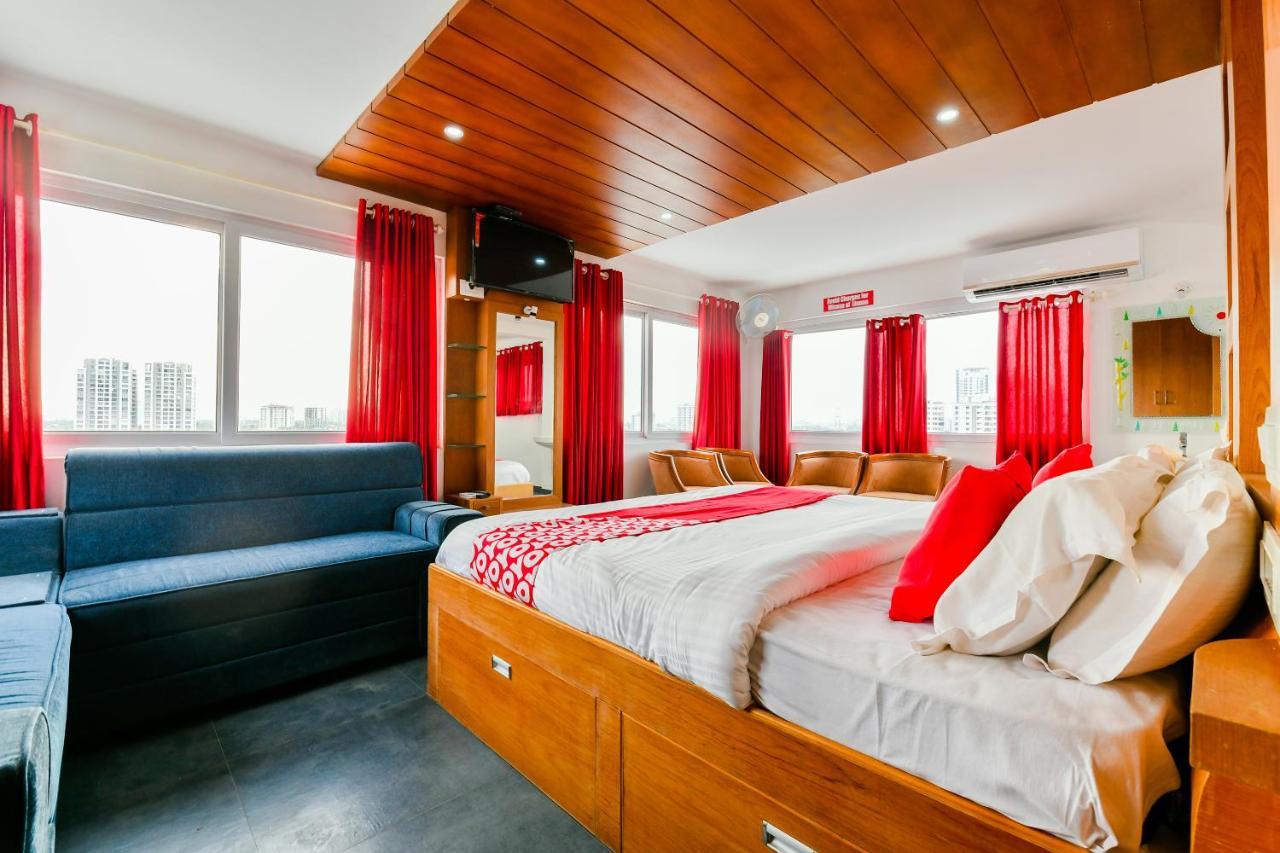 Oyo Flagship 22598 Oval Retreat Hotel 3*