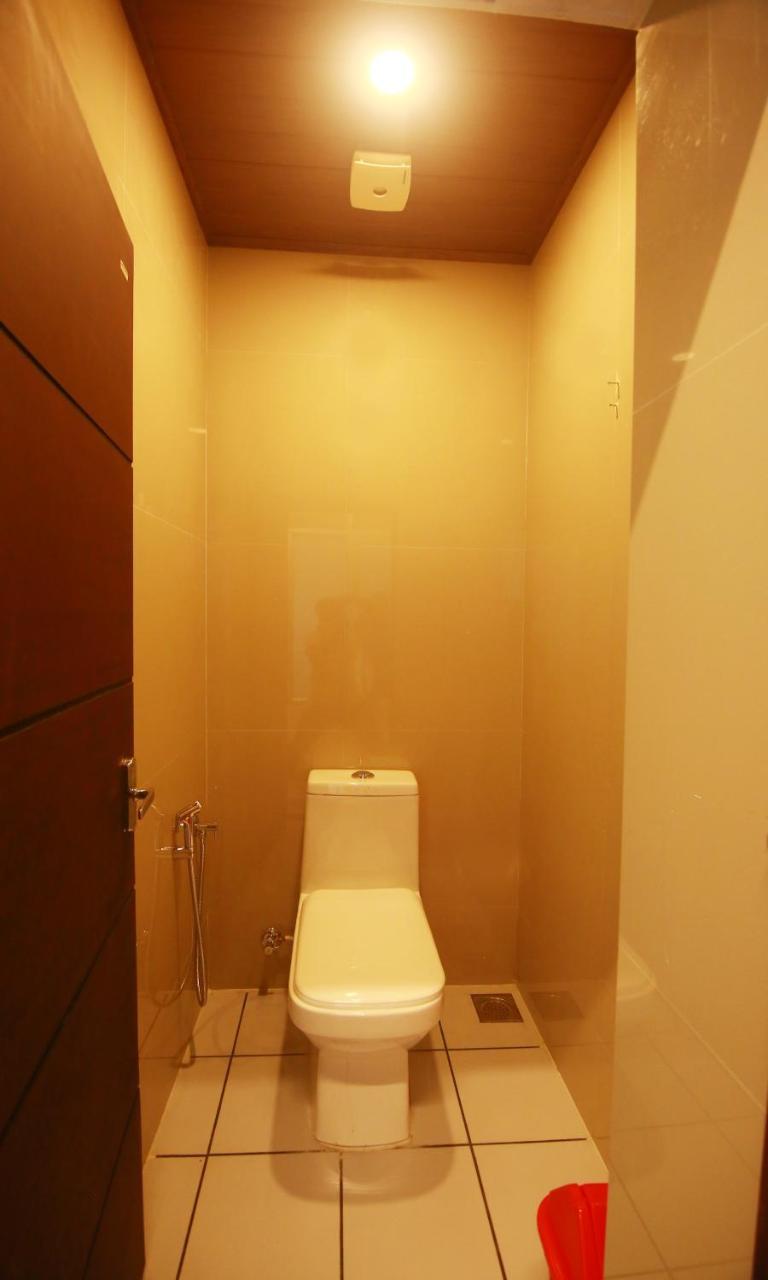 The Metro Pod - Backpackers A/c *