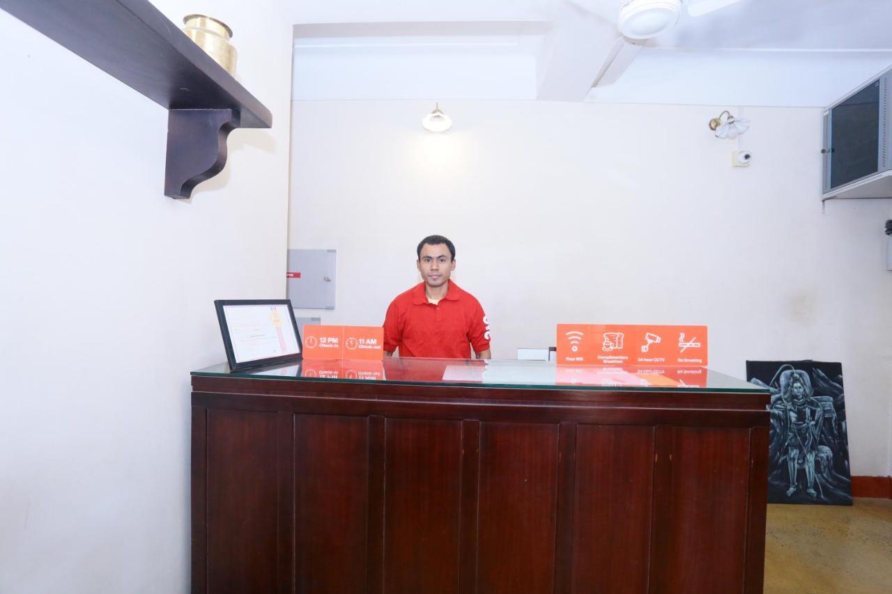 Oyo 8268 Gokul Ottupura Kochi