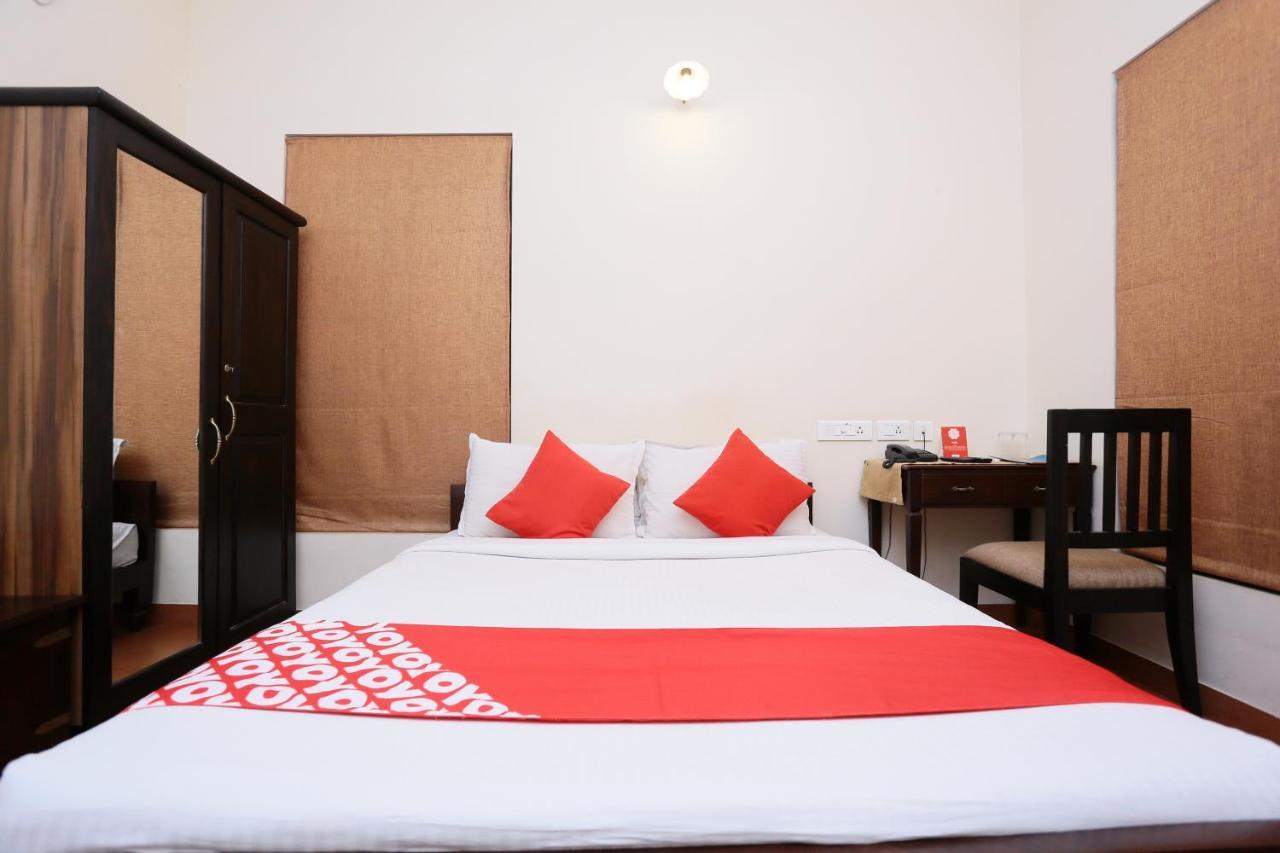 Oyo 8268 Gokul Ottupura 3*