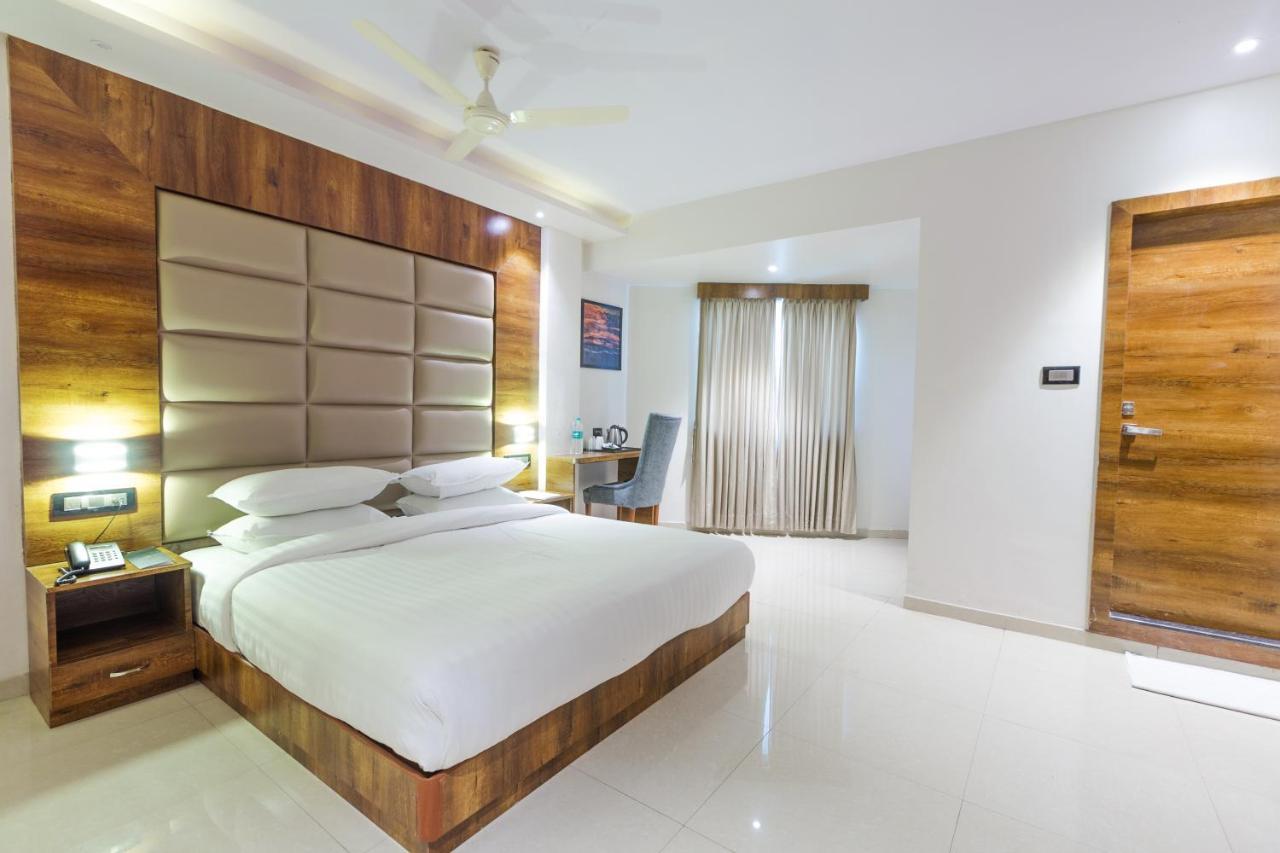 Hotel Aura One