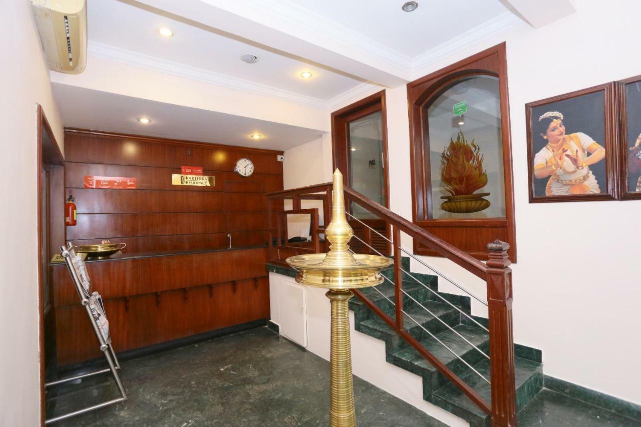 Hotel Oyo 24157 Karthika Residency Kochi