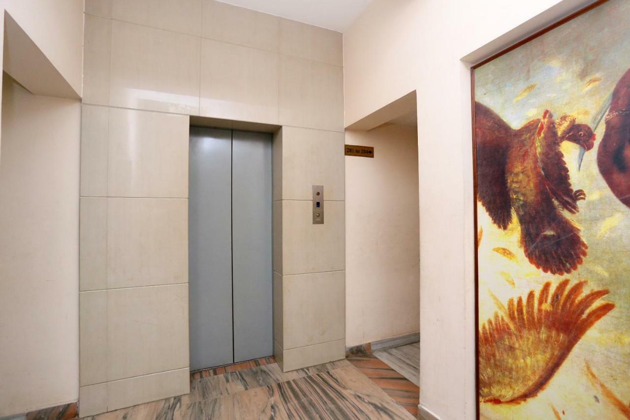 Hotel Oyo 24157 Karthika Residency Kochi