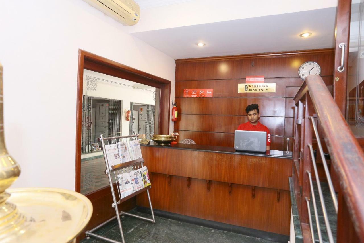 Oyo 24157 Karthika Residency Hotel 3*
