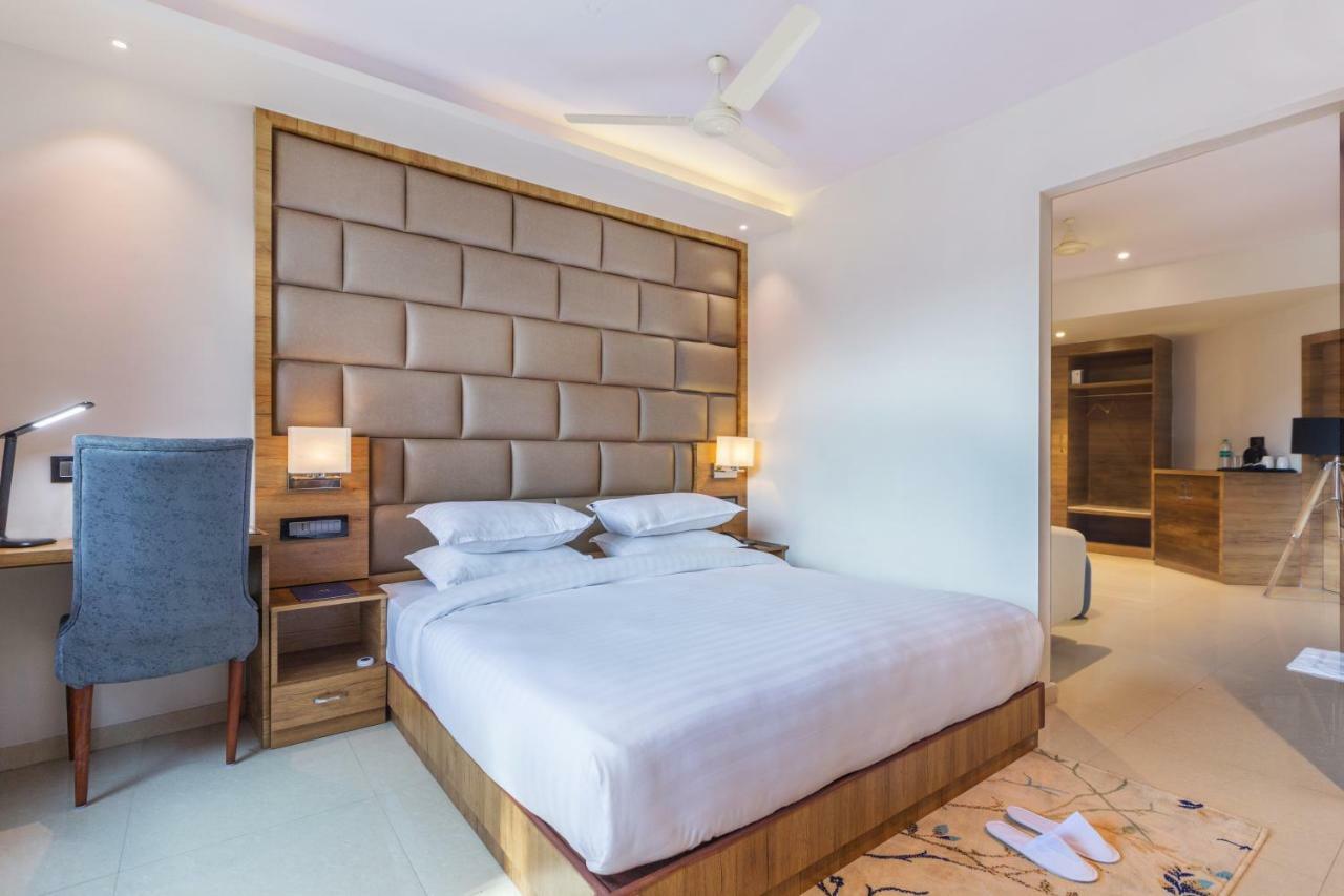 Aura One Hotel Kochi