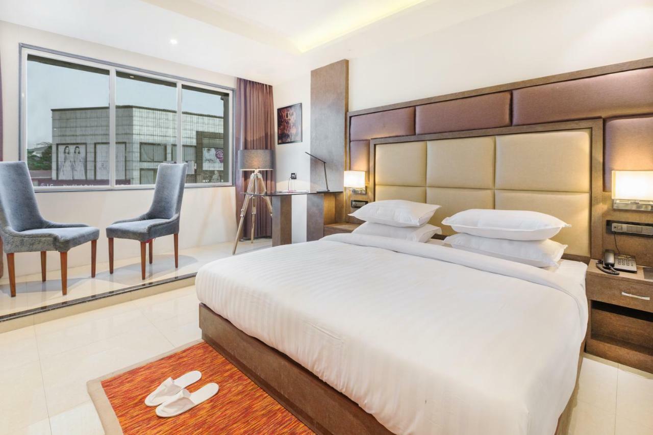 Aura One Kochi