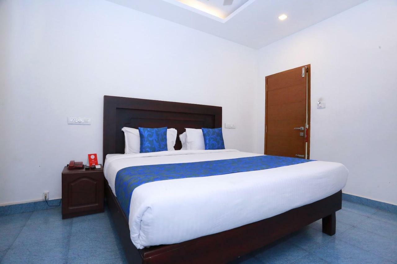 Oyo Flagship Malabar Plaza Hotel