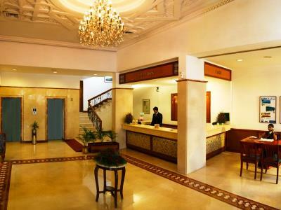 Hotel Abad Plaza Kochi