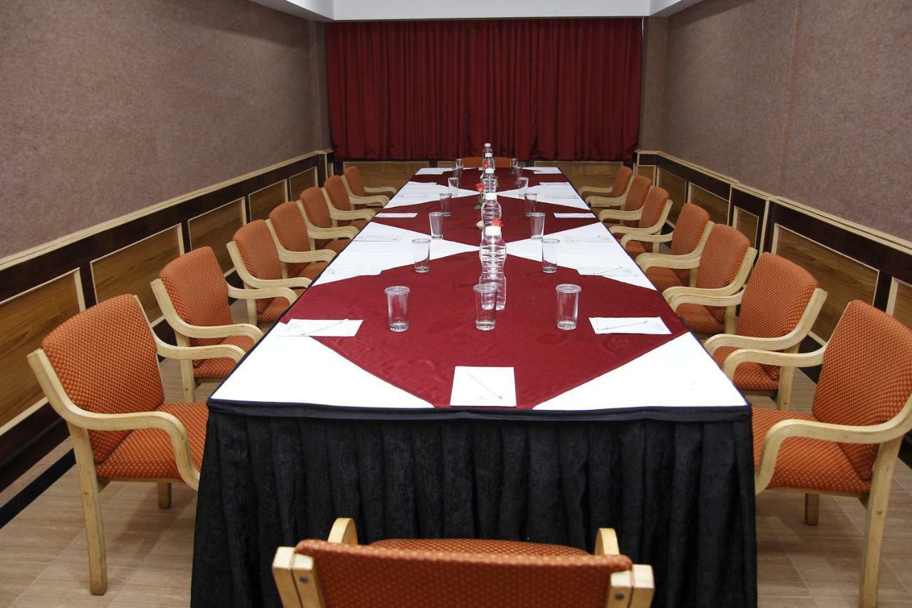 Hotel Presidency Centre 4*
