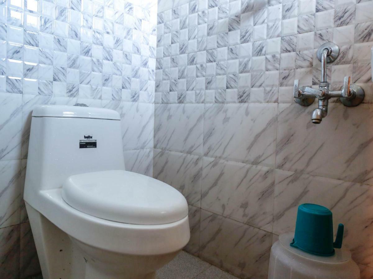 Oyo 5692 Residency Hotel Kochi