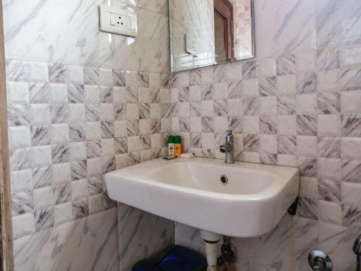 Hotel Oyo 5692 Residency 2*