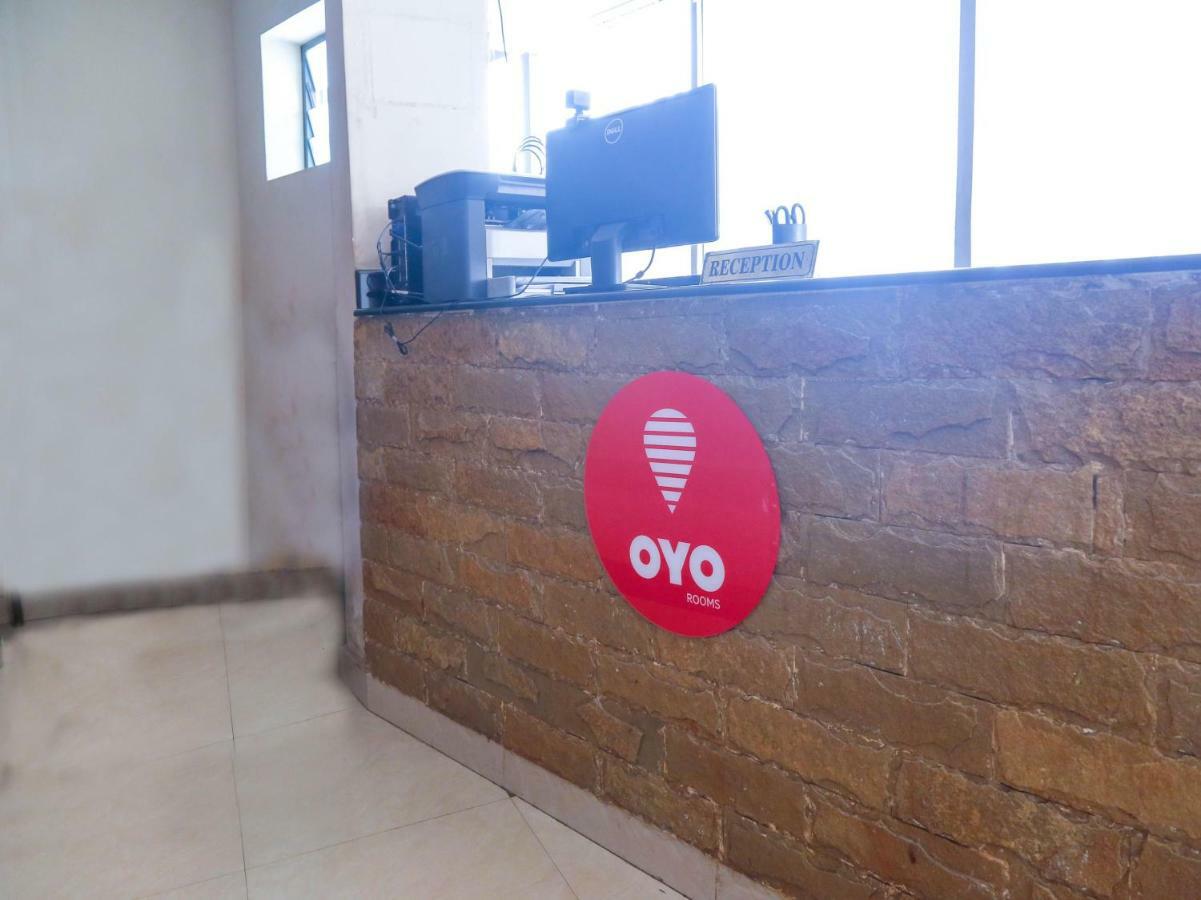 Oyo 5692 Residency Hotel