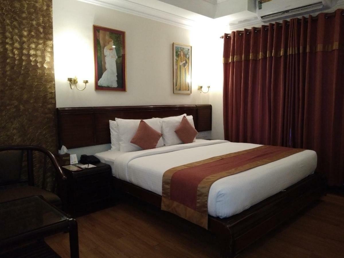 Yuvarani Residency Hotel Kochi