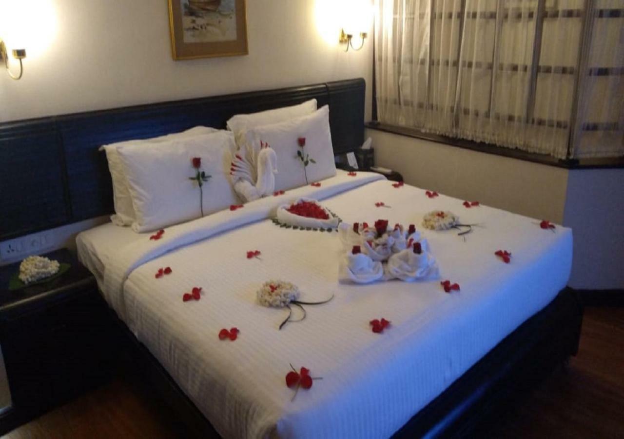 Hotel Yuvarani Residency Kochi