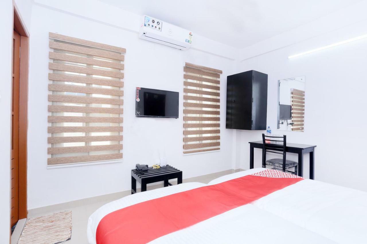 Oyo 30973 Thulasi Hotel 3*