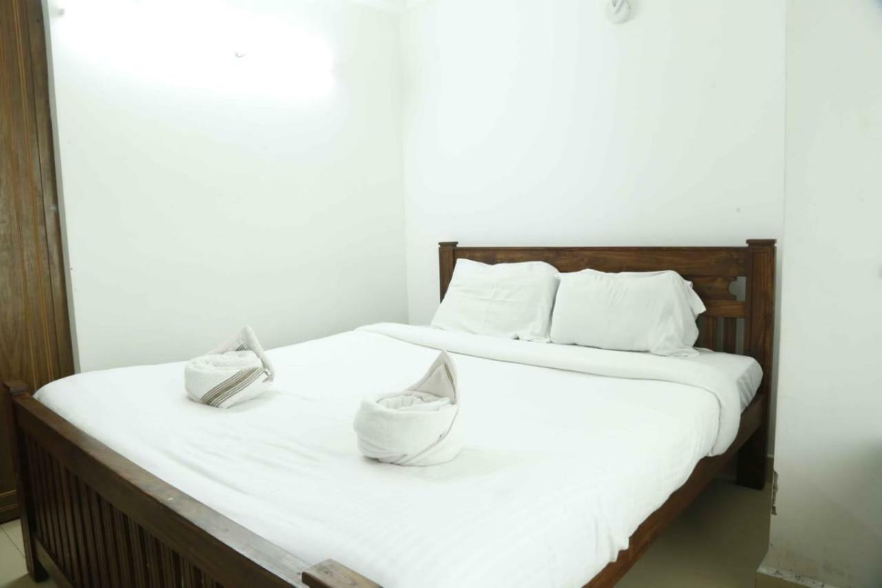 Apartment Traven Homes Infopark Kakkanad Corporate *