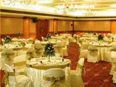 Hotel The Avenue Center