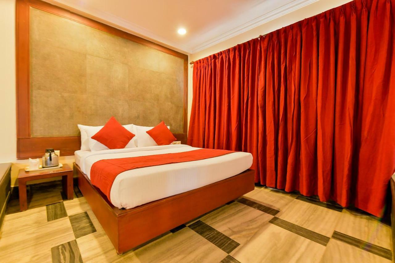 Oyo Flagship 45564 Woodlands 3* Kochi