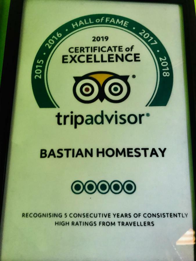 Homestay Bastian *