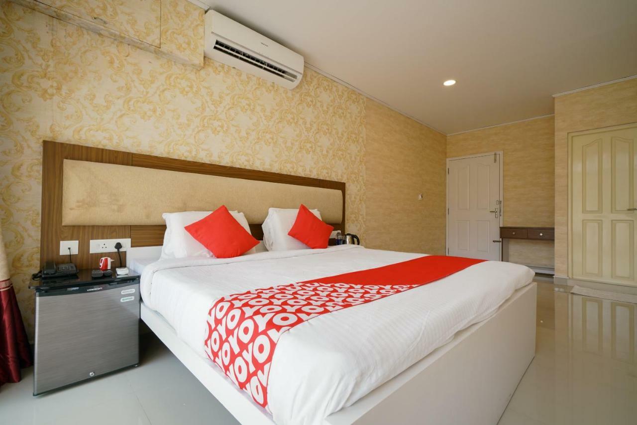 Hotel Heaven Gardens Kochi