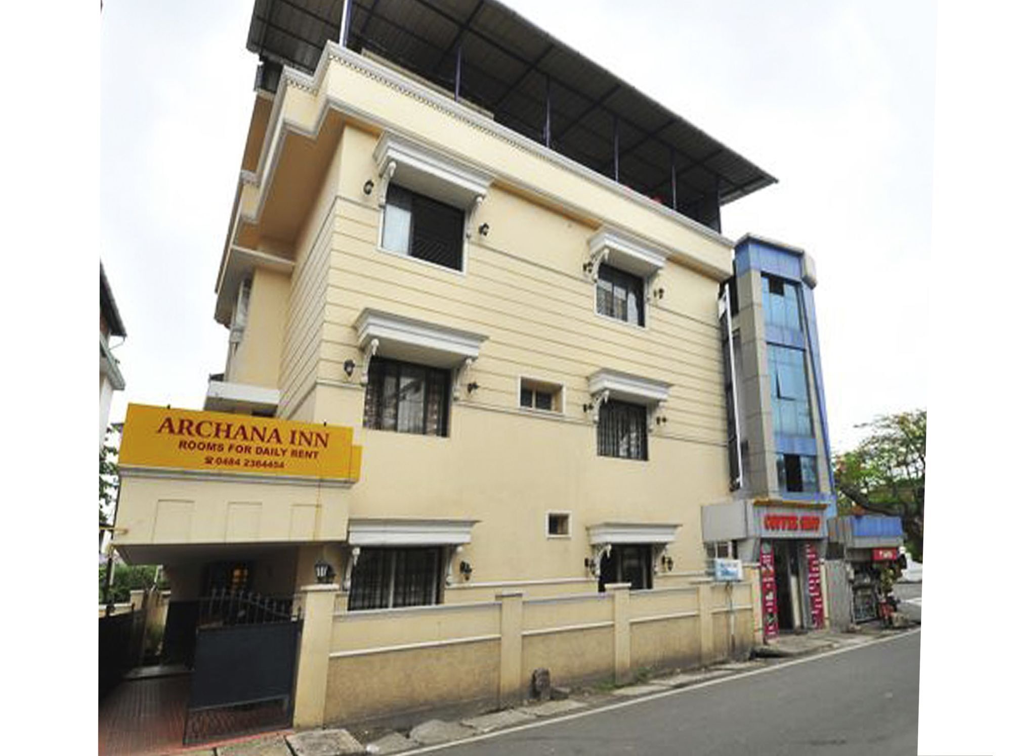 Archana Hotel