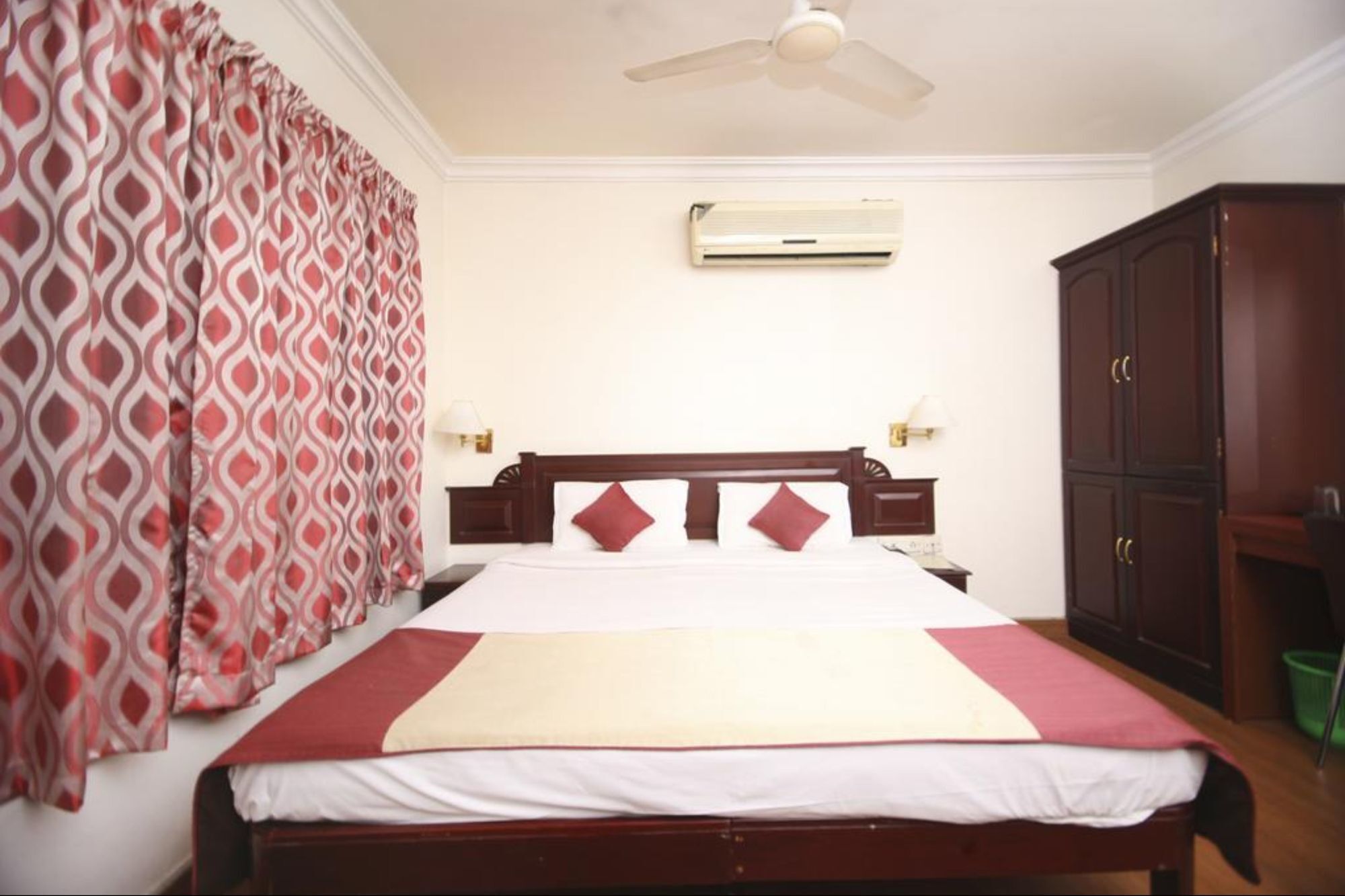 Hotel Archana 3*