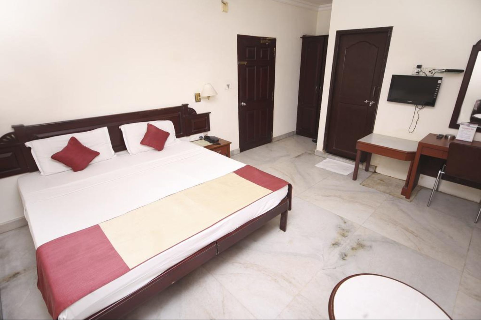 Archana Hotel 3*