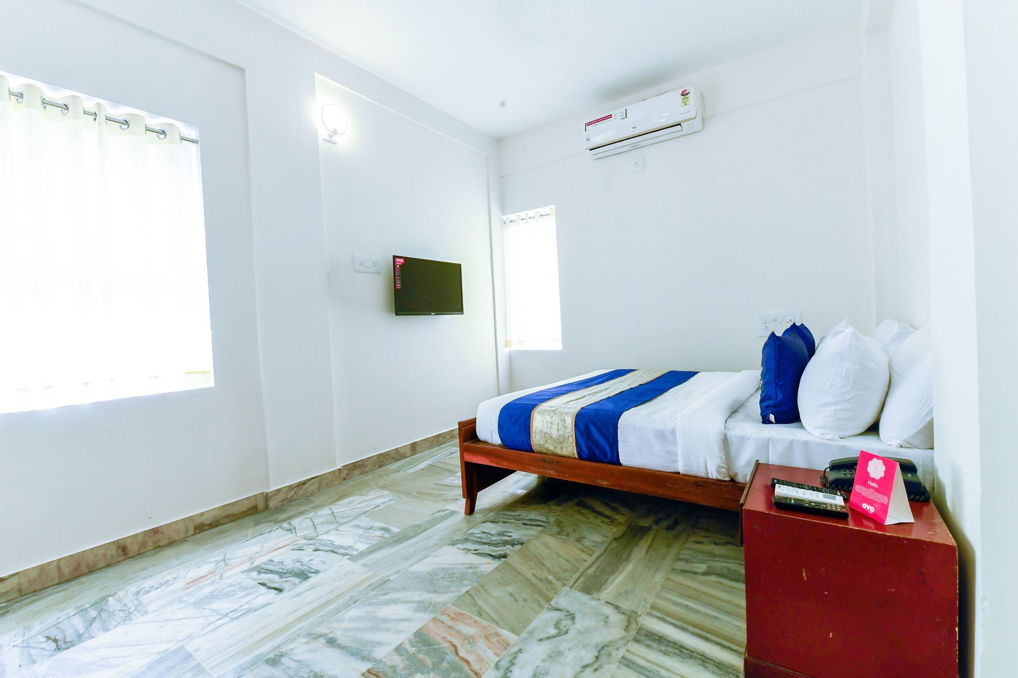 Oyo 11328 Chandrika Residency Kochi