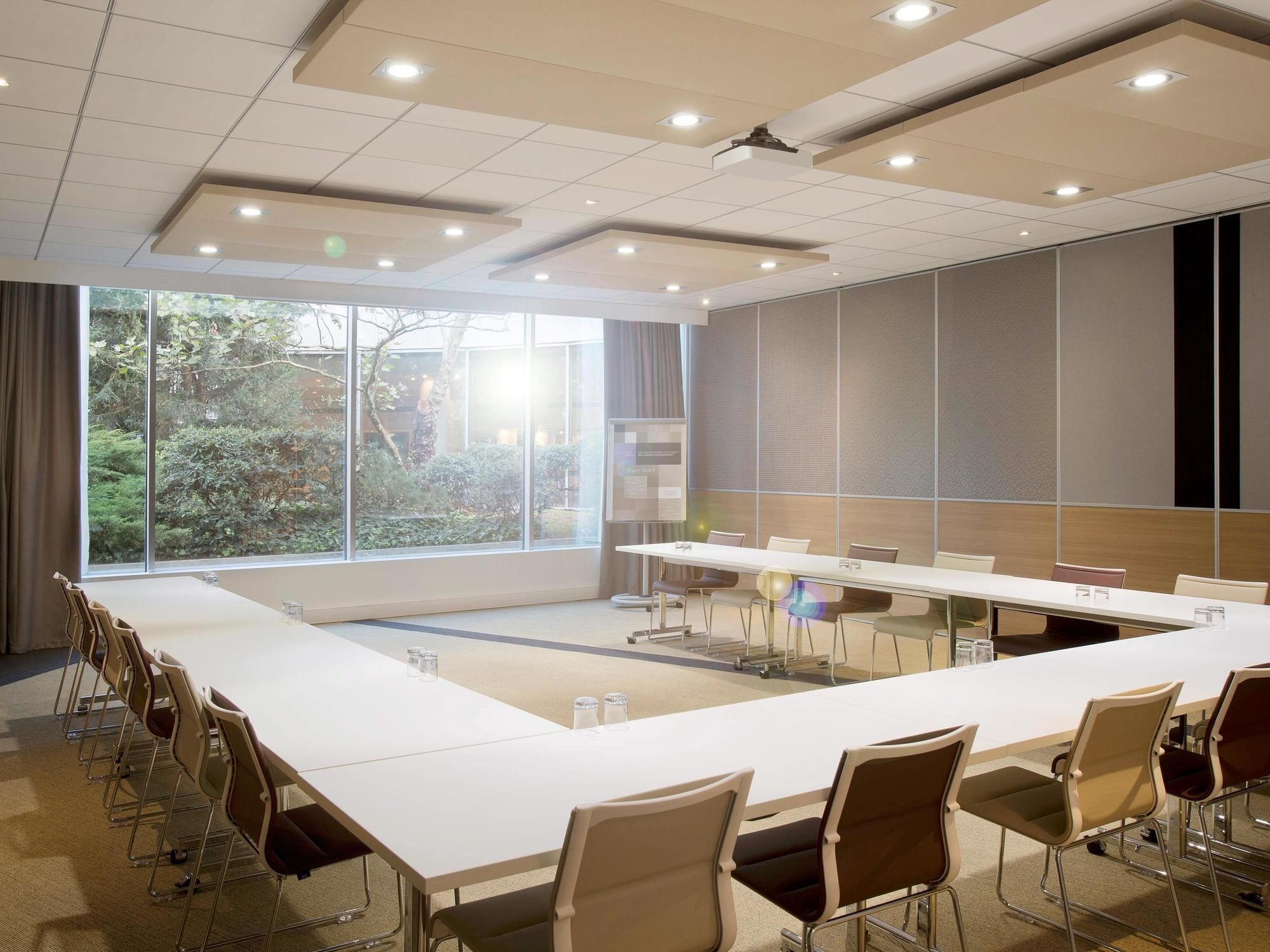 Novotel Infopark Hotel 5*