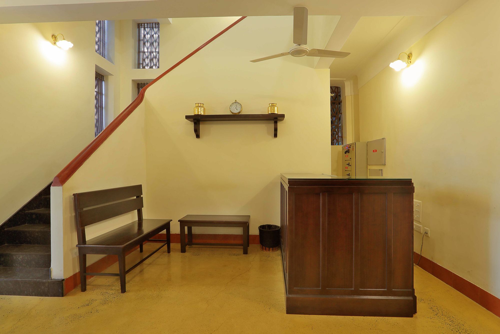 Hotel Oyo 8268 Gokul Ottupura Kochi