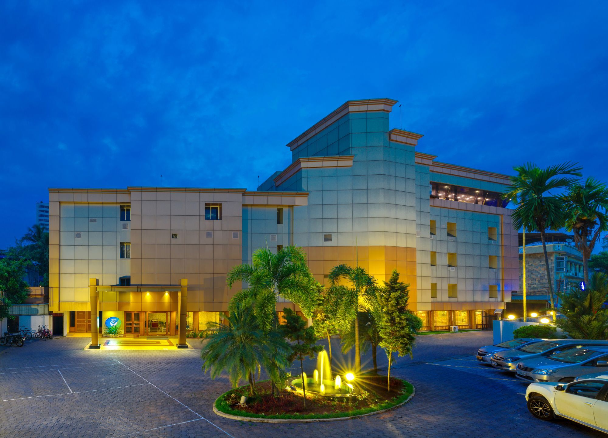 Hotel Vedanta Wake Up - Ernakulam North Station