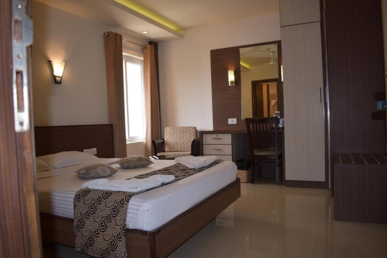 Hotel South Regency, Ernakulam