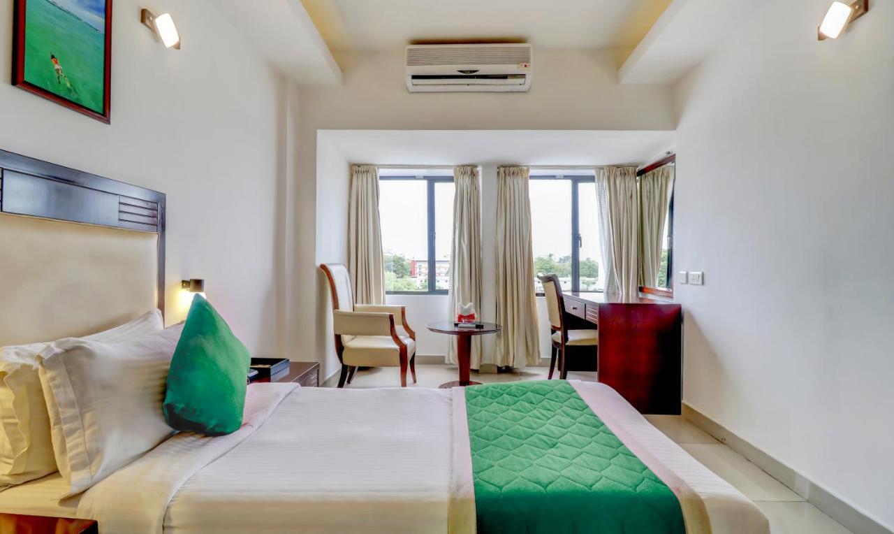 Hotel Luciya Kochi