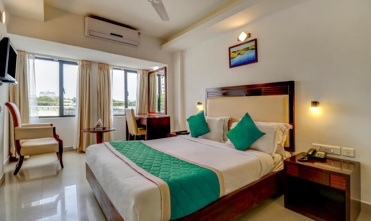 Luciya Hotel