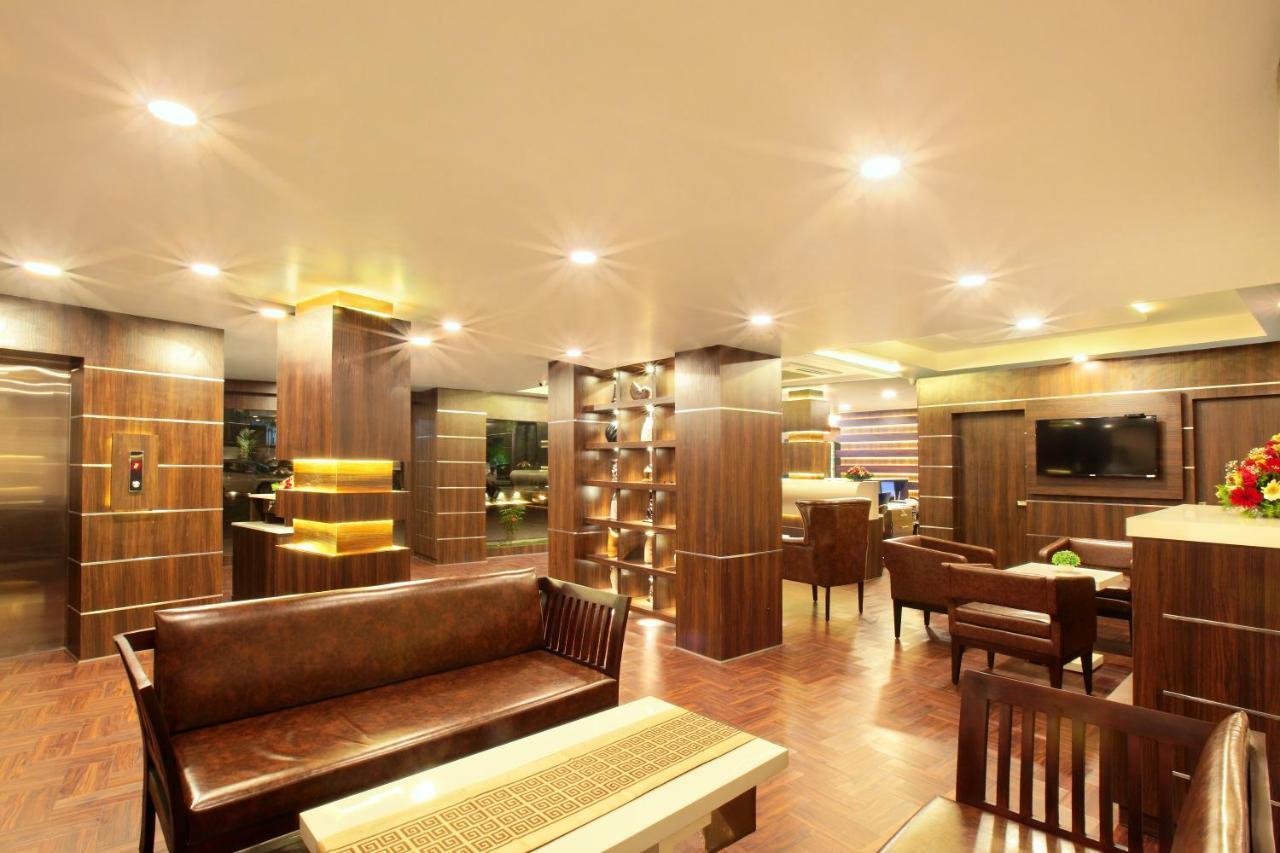 Hotel Kings Empire Kochi