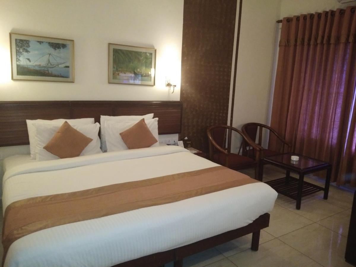 Yuvarani Residency Hotel