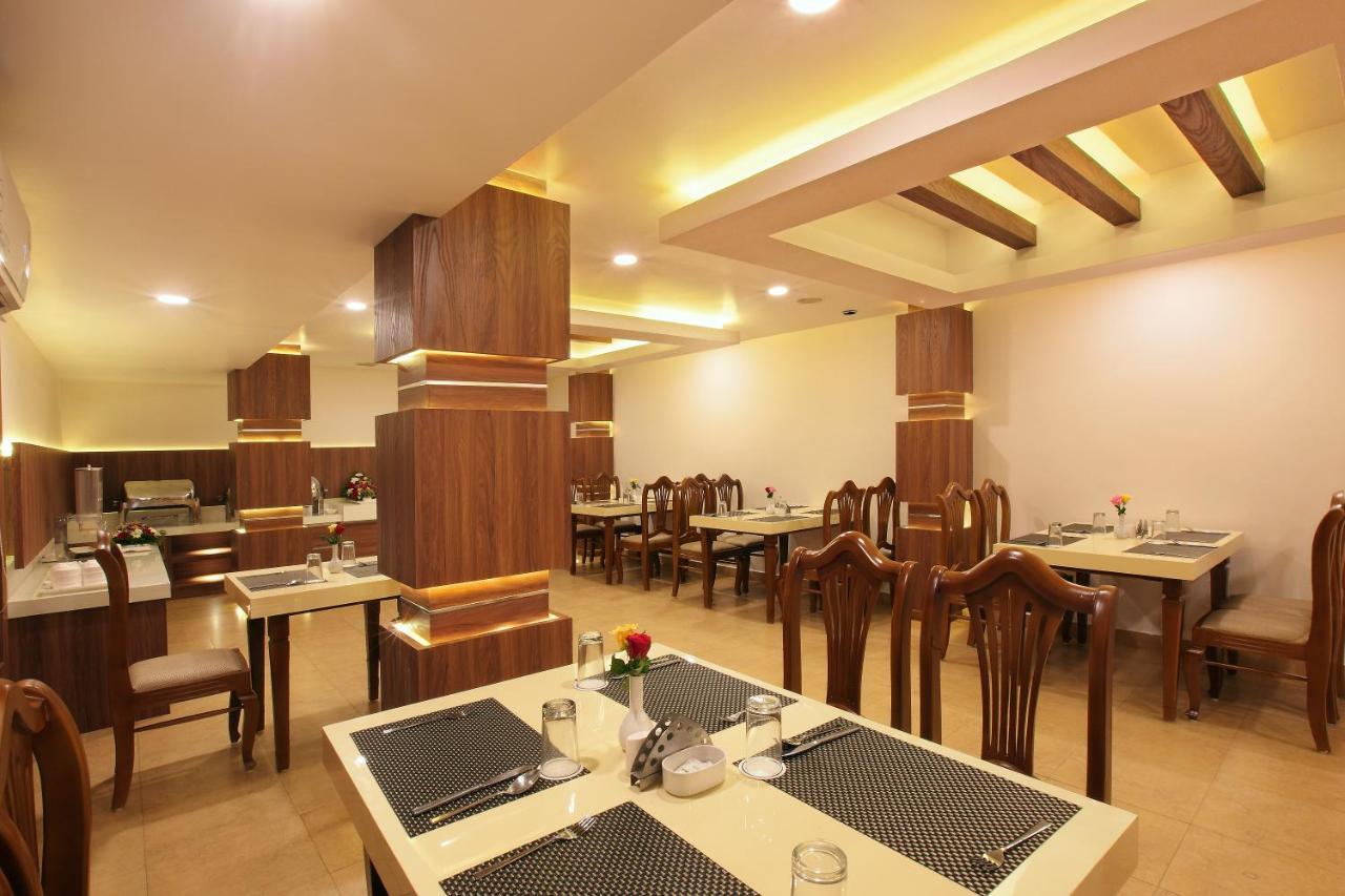 Kings Empire Hotel Kochi